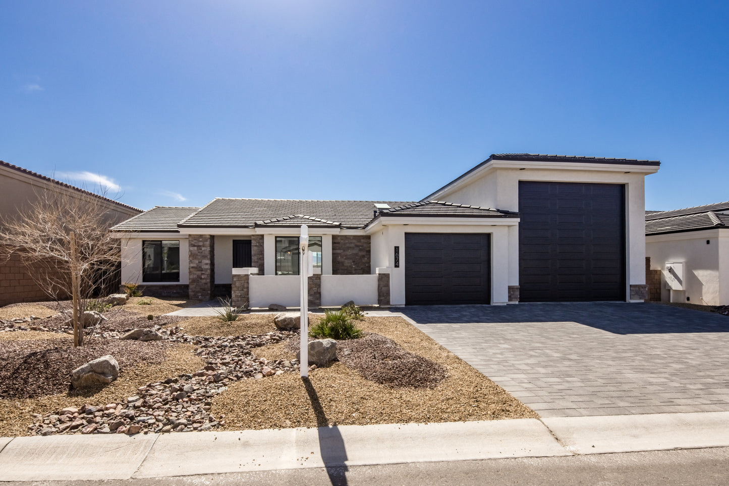 1674 SANDRA DR E - Daytime Real Estate Photography (With DRONE)