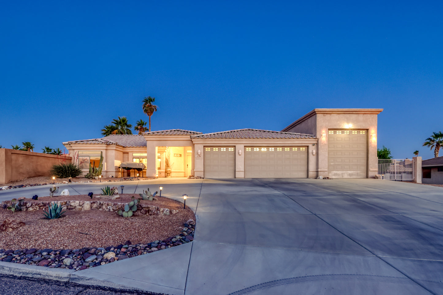2186 BURKE DR - Evening Real Estate Photography (With DRONE)