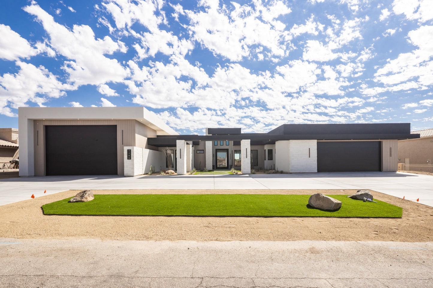 2480 STROKE DR - Daytime Real Estate Photography