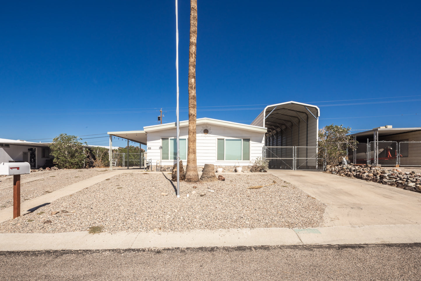 3026 PERO DR E - Daytime Real Estate Photography
