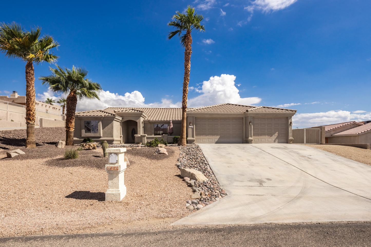 310 PASCUAL LN - Daytime Real Estate Photography