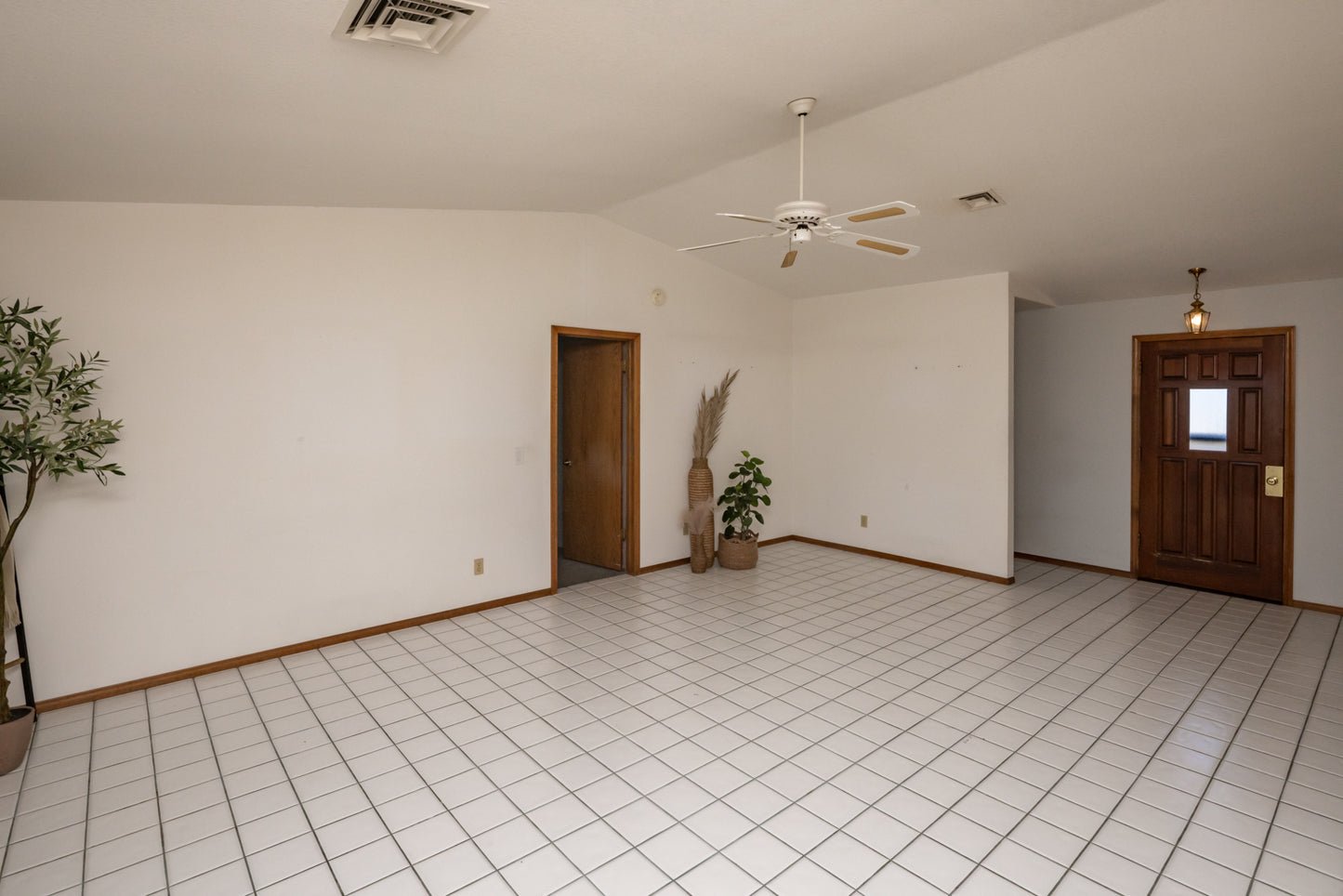 3515 THUNDERHAWK DR - Interior or Exterior Photography RESHOOT