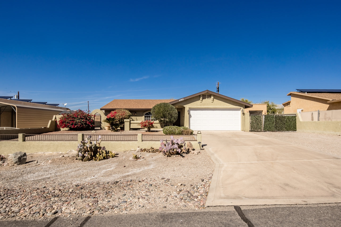 4083 CARLSBAD DR - Daytime Real Estate Photography