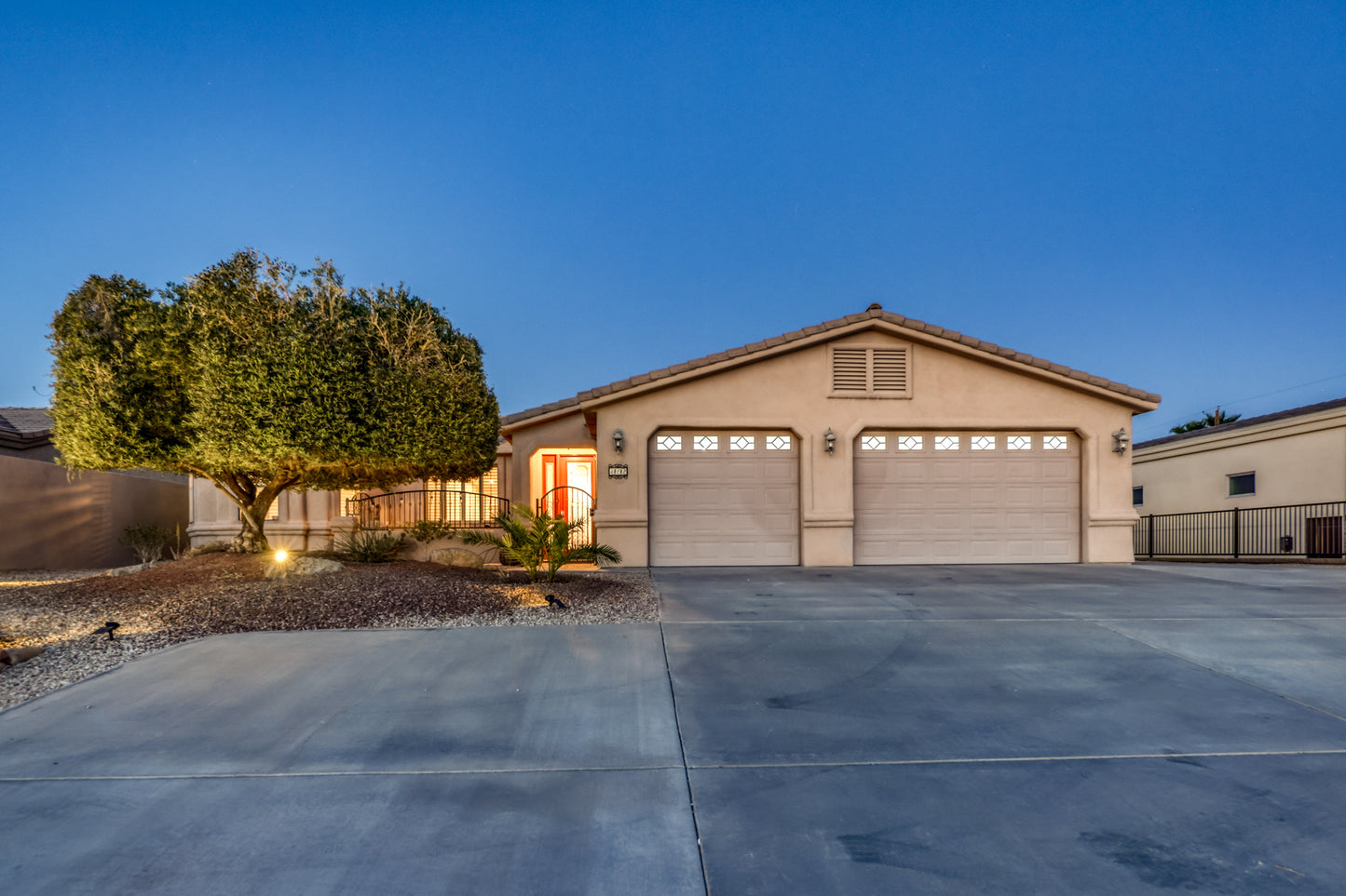 412 MCCULLOCH BLVD S - Evening Real Estate Photography (With DRONE)