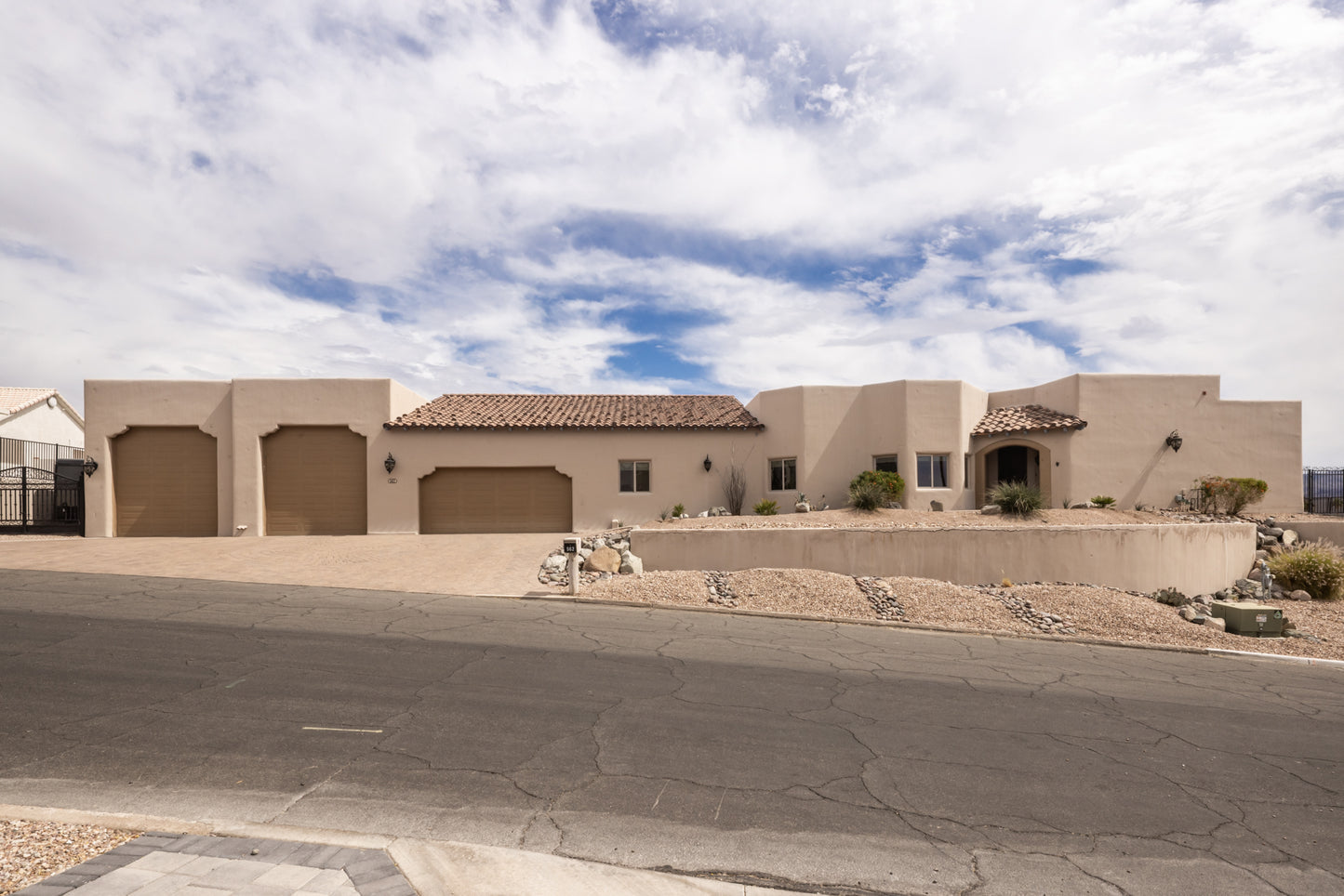 562 BURKEMO LN - Daytime Real Estate Photography (With DRONE)