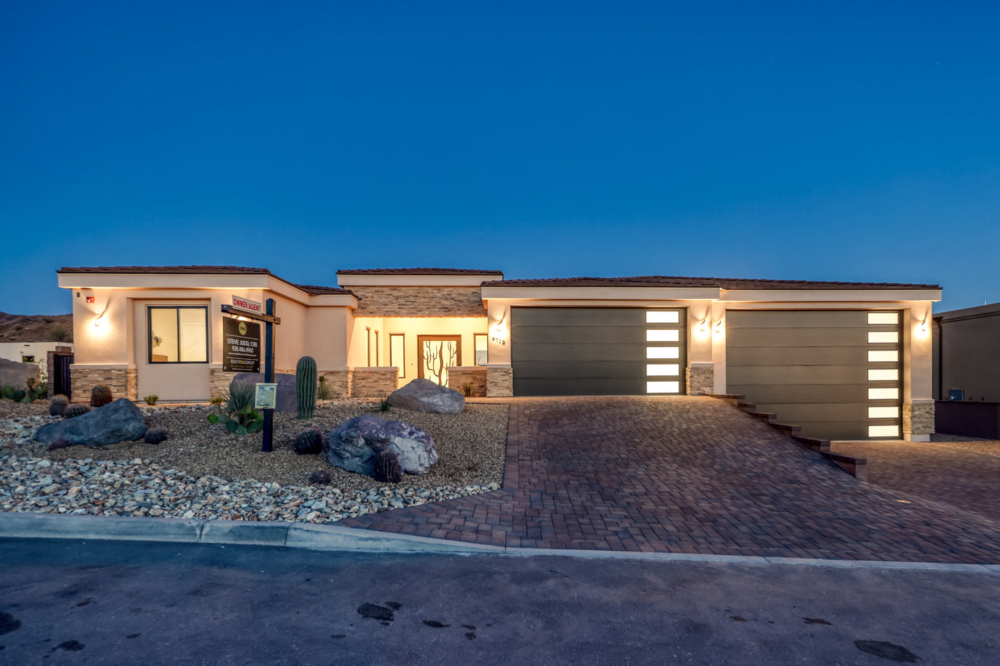 6712 AVIENDA DE LOS FOOTHILLS - Evening Real Estate Photography (With DRONE)