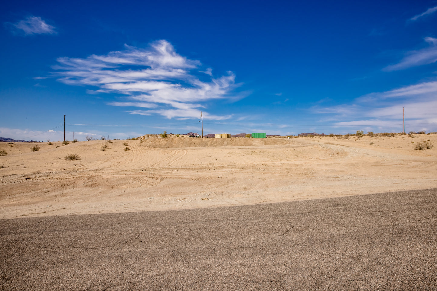 1008 RIVERSIDE DR E - Vacant Land / Lot Photography