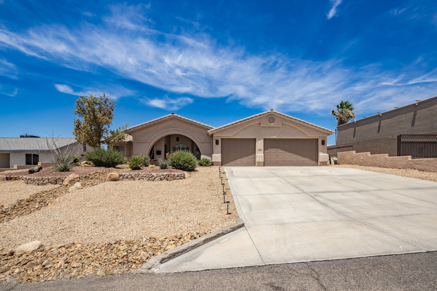 1373 ARROYO DR - Daytime Real Estate Photography