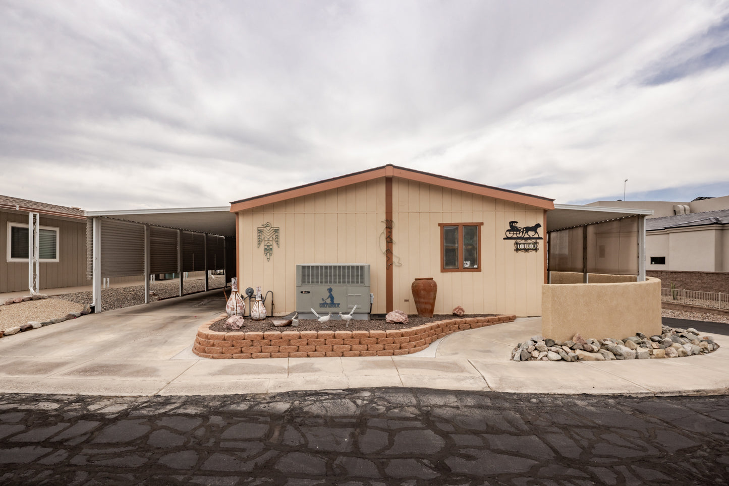1400 WAGNER DR - Daytime Real Estate Photography
