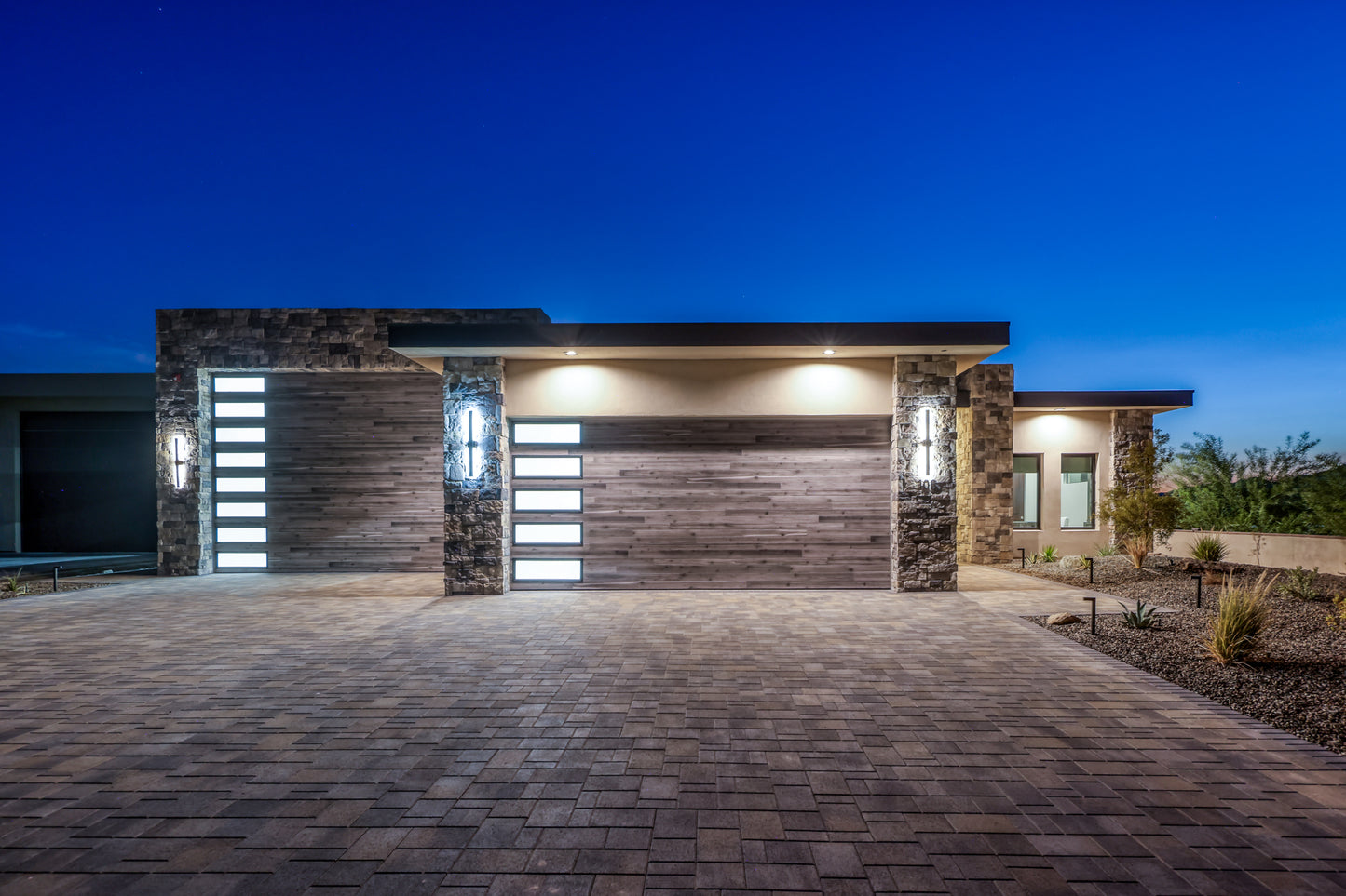 1601 SAILING HAWKS DR UNIT 106 - Evening Real Estate Photography (With DRONE)