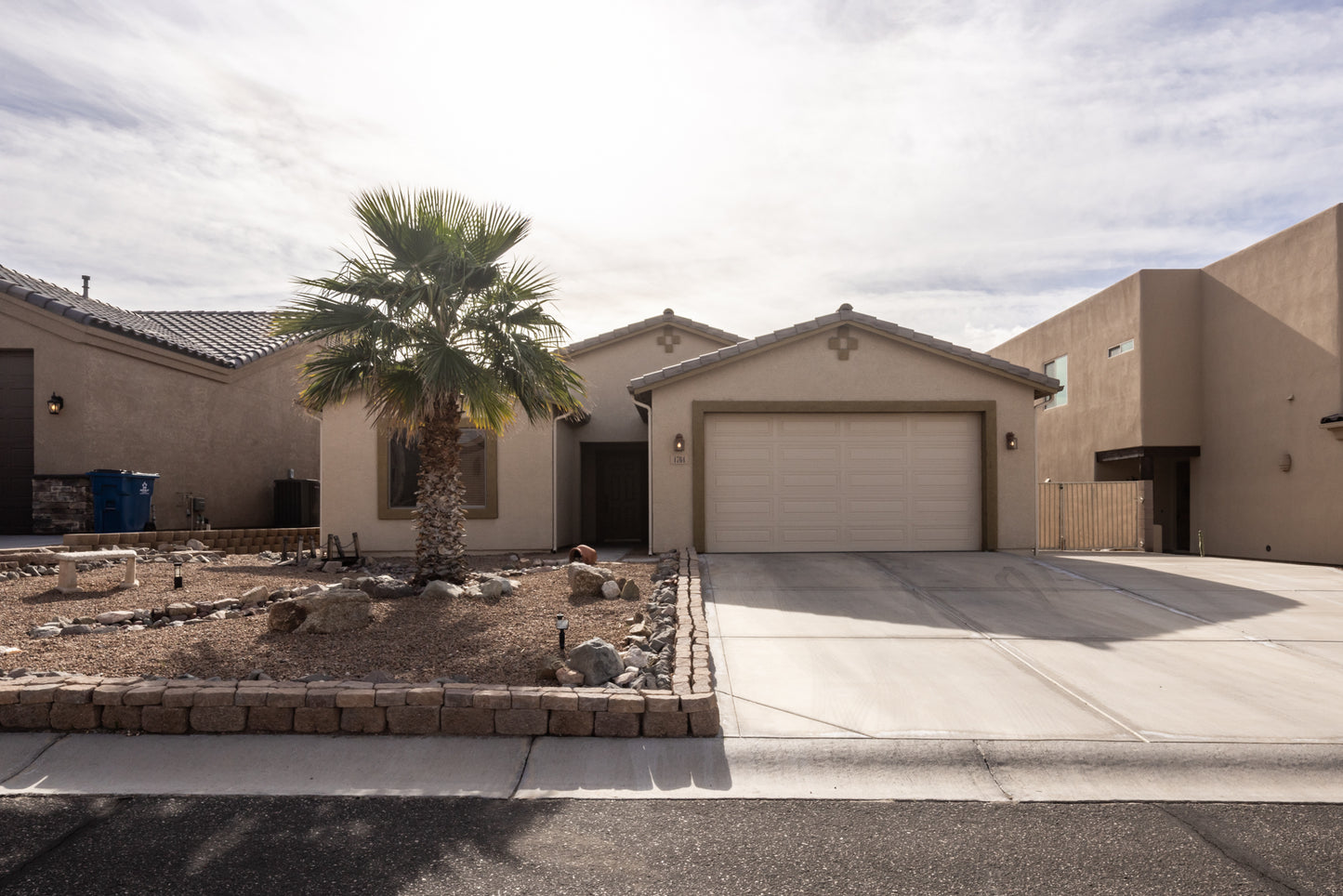 1764 AZALEA DR - Daytime Real Estate Photography
