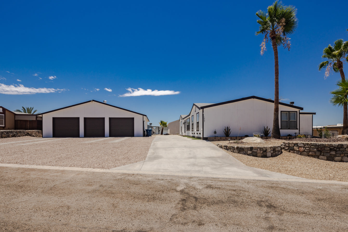 1967 BIG BASS COVE - Daytime Real Estate Photography
