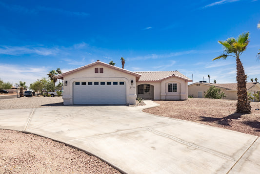 2174 SMOKETREE AVE N - Daytime Real Estate Photography (With DRONE)