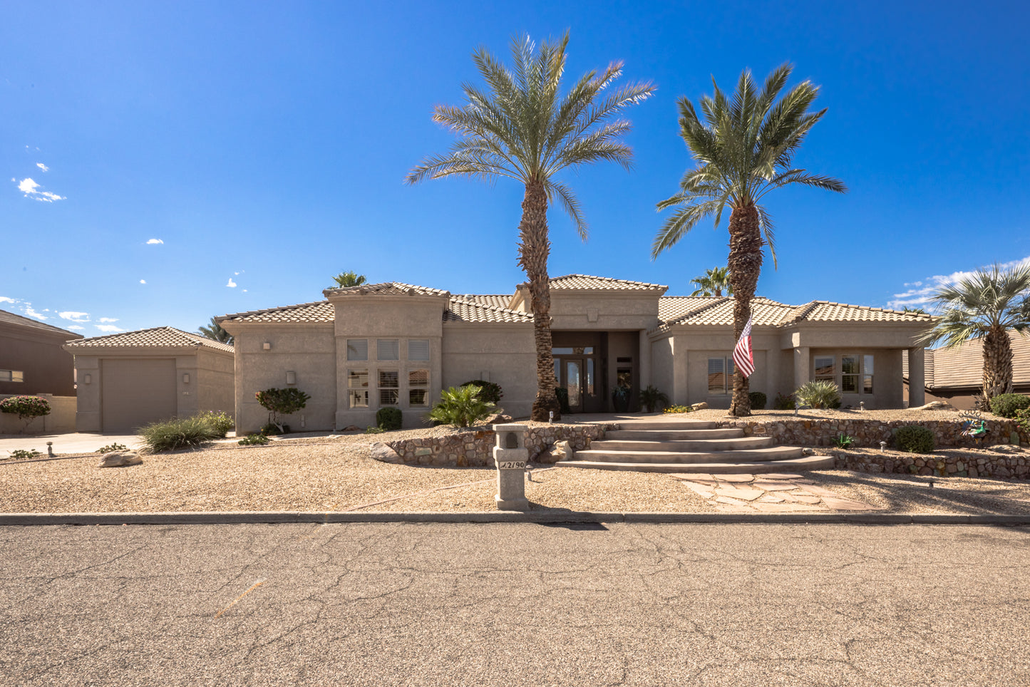 2190 PALMER DR - Daytime Real Estate Photography