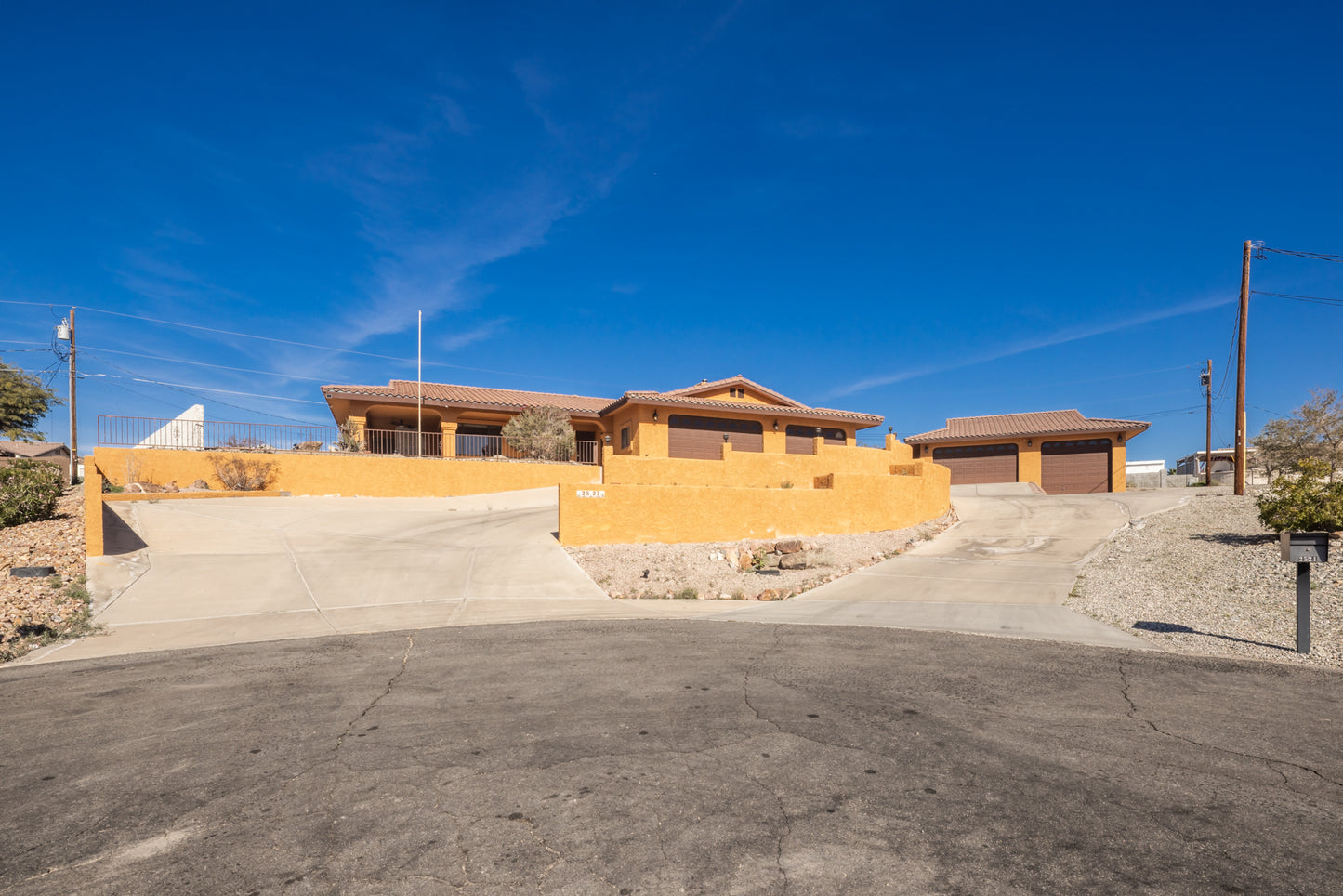 2521 BIRCHETT LN - Daytime Real Estate Photography (With DRONE)