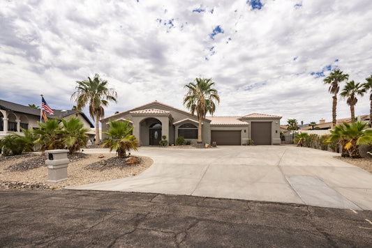 2713 PLAZA VERDE - Daytime Real Estate Photography
