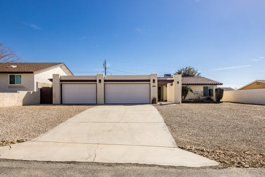 2904 CANYON OAK DR - Daytime Real Estate Photography