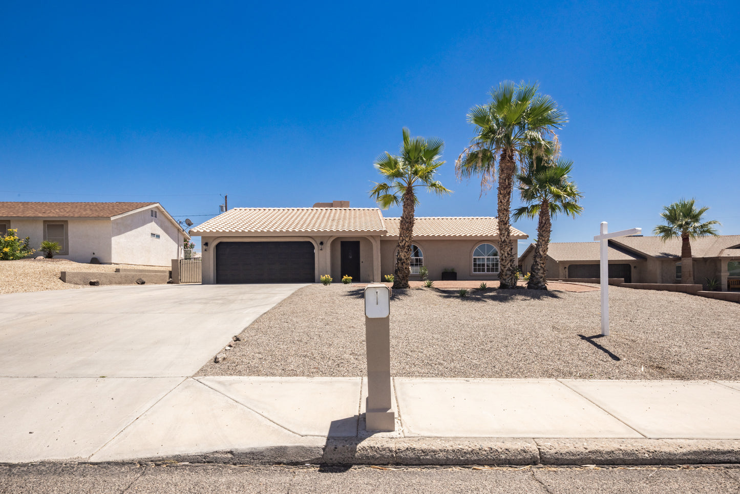 3180 CHEMEHUEVI BLVD - Daytime Real Estate Photography (With DRONE)