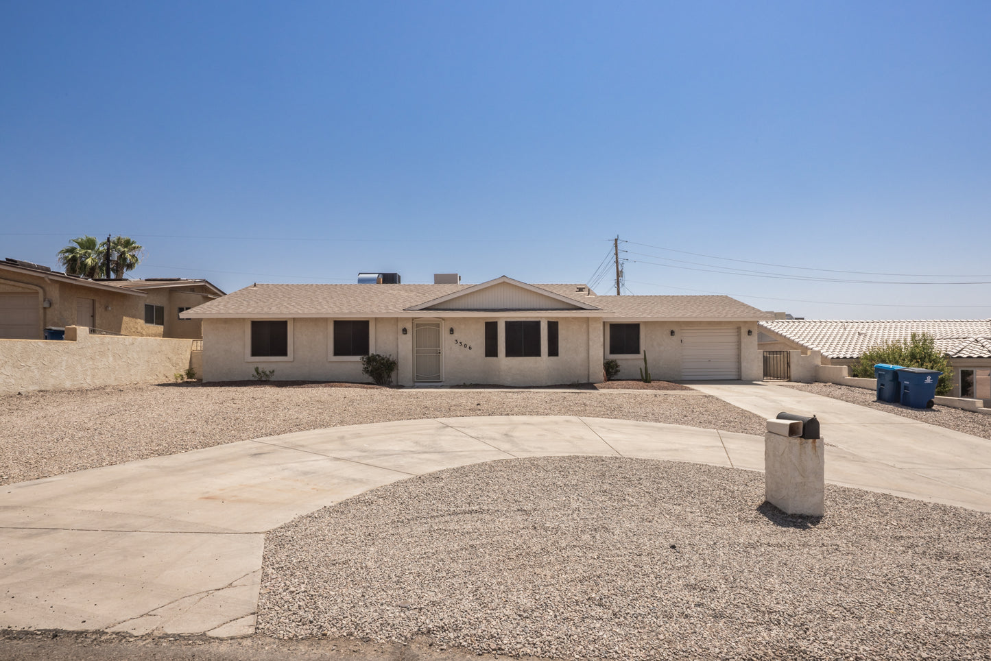 3306 CINNAMON DR - Daytime Real Estate Photography