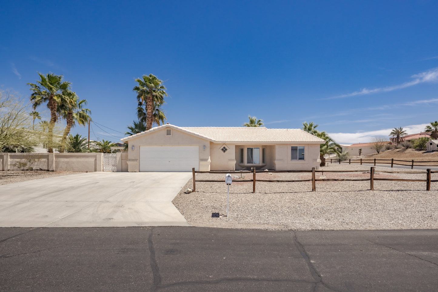 4029 SILVER CLIPPER PL - Daytime Real Estate Photography