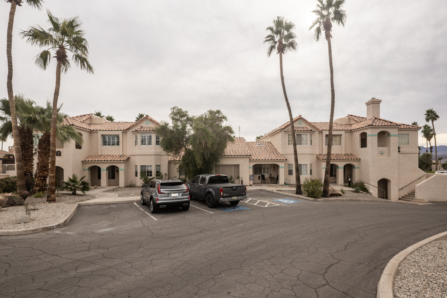 470 ACOMA BLVD UNIT 115 - Daytime Real Estate Photography