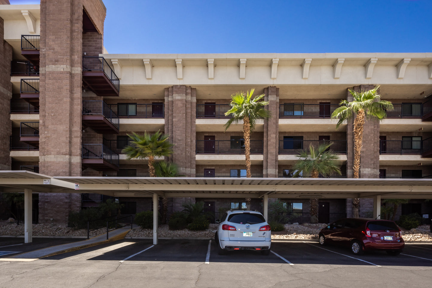 777 HARRAH WAY UNIT 306 - Daytime Real Estate Photography