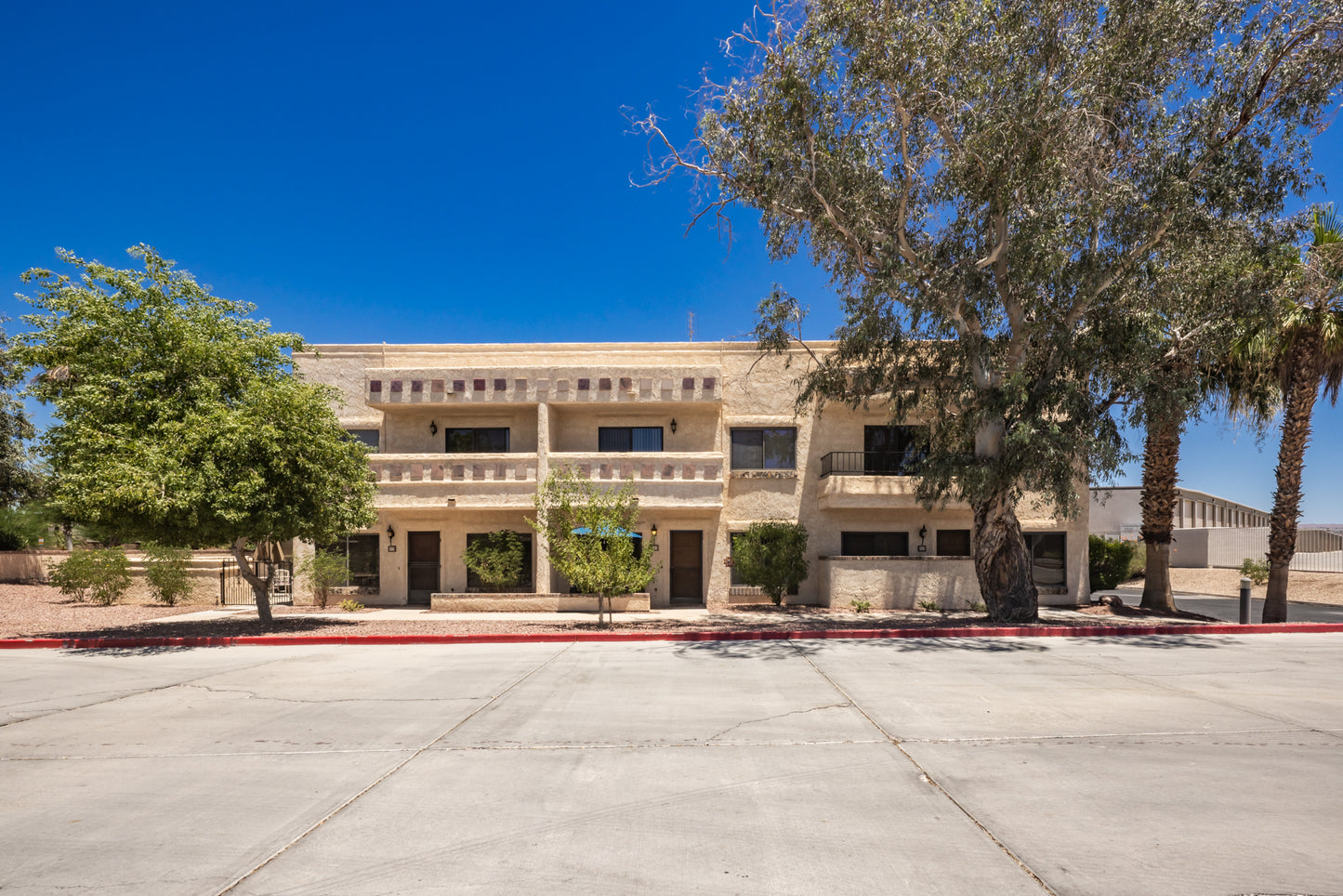 925 GENOA - Daytime Real Estate Photography